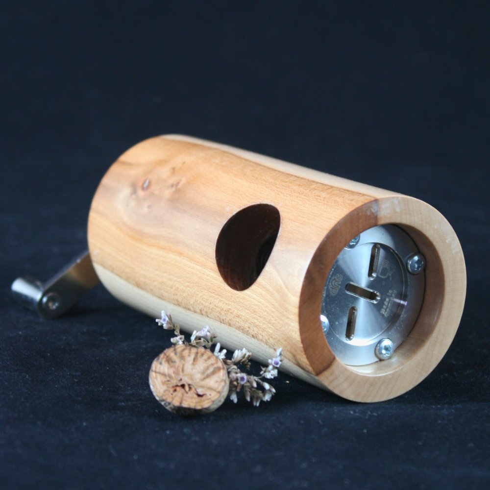 Muskatmühle Kornelkirsche zylindrisch 438.3